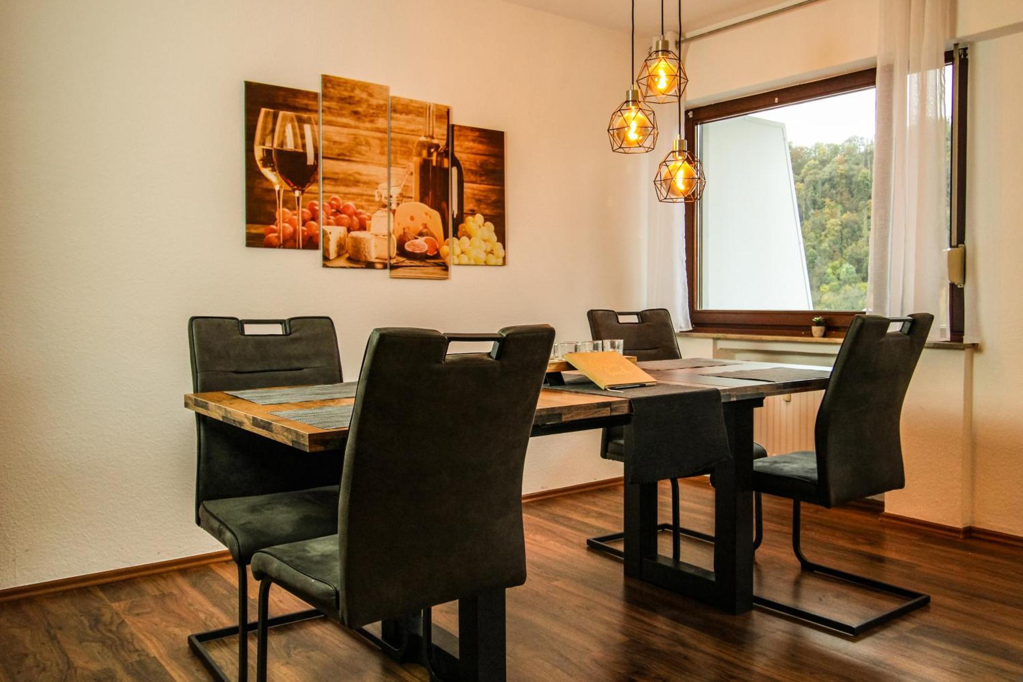 Moderne Fewo Sky Netflix Terrasse Burgblick Boxspringbett Waschtrockner Bullay Εξωτερικό φωτογραφία
